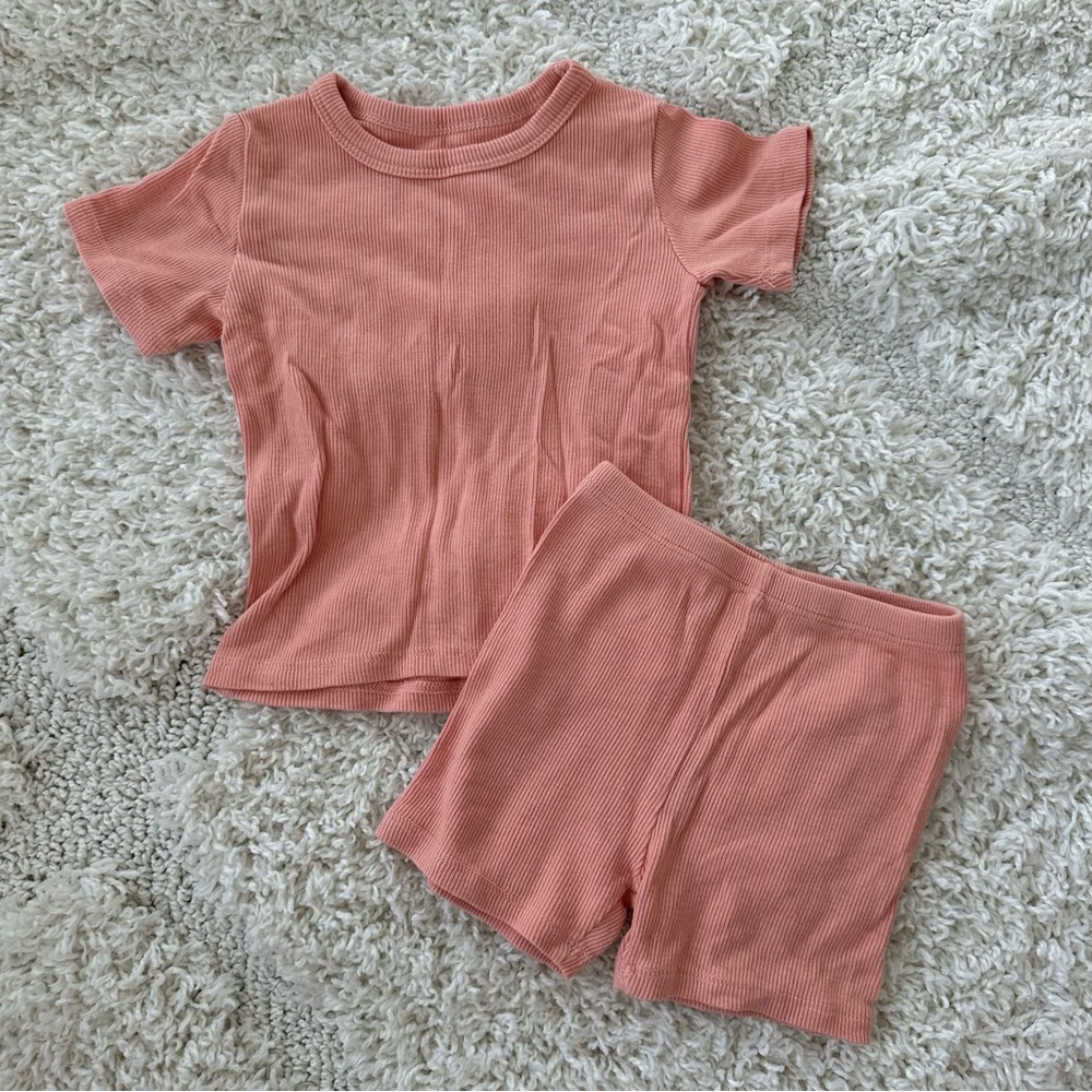 Peekaboo Ribbed Pajama Shorts Set